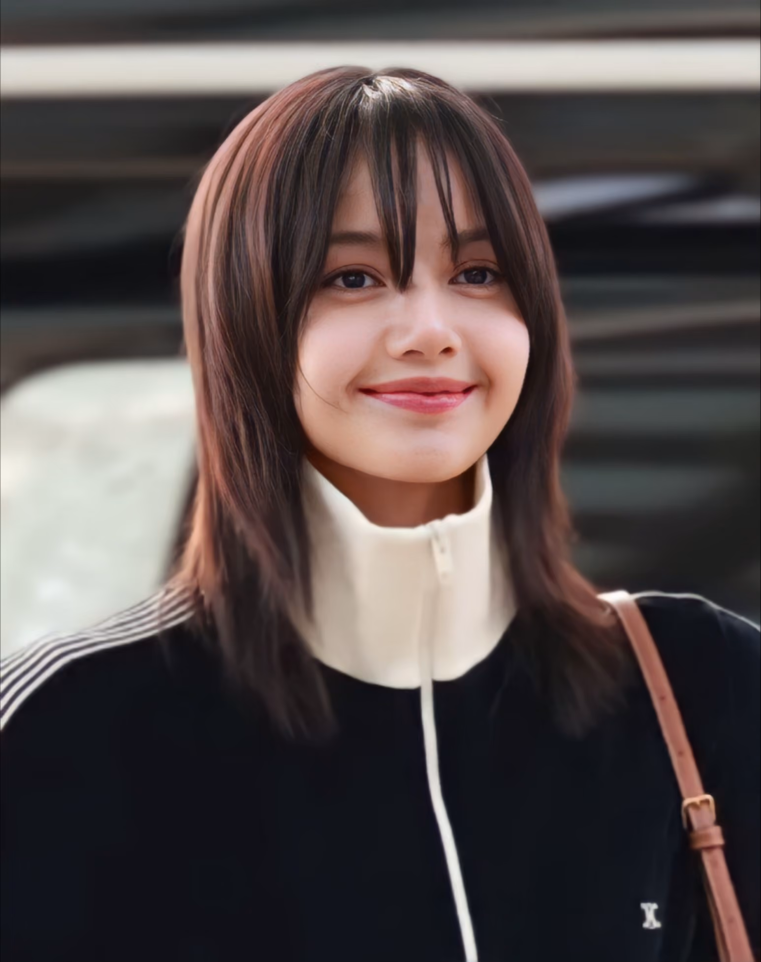 Lisa at the airport